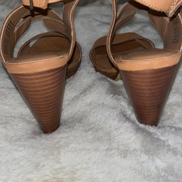 Kelsi Dagger Brooklyn heels tan size 9.5 - Picture 4 of 9